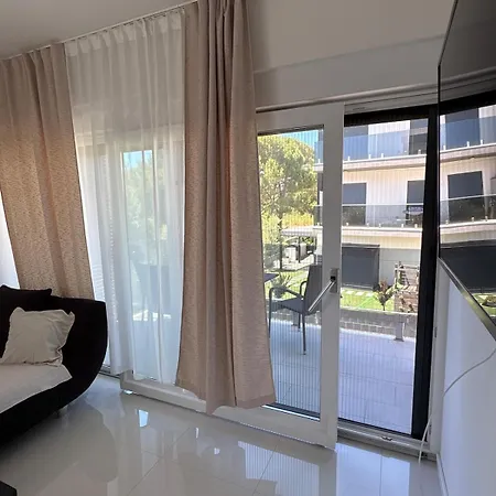 Appartement Stylish In Nin
