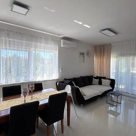 Apartamento Stylish In Nin